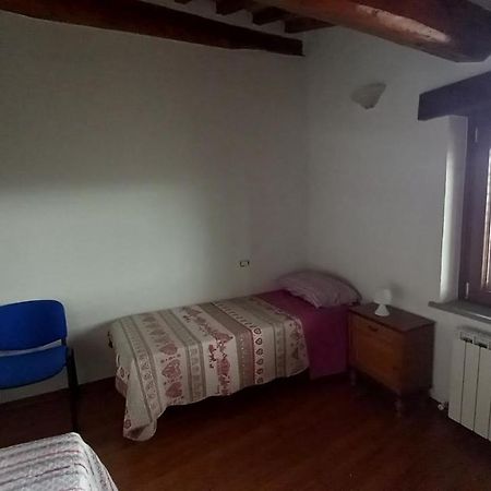 Affittacamere Lucerna 치타디카스텔로 외부 사진